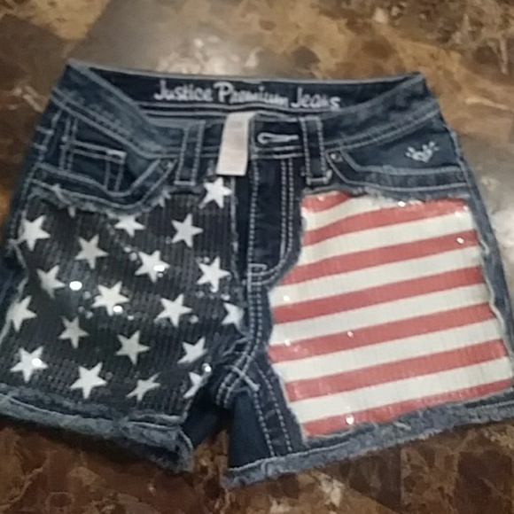 Kids shorts - Picture 1 of 4